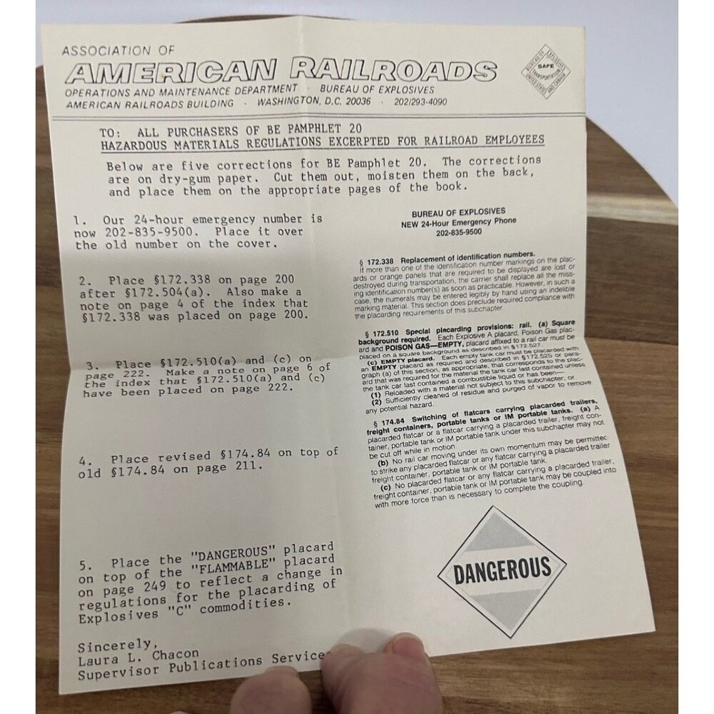 Hazardous Materials Regulations Excerpted For Railroad Employees BE Pamphlet 20 - Picture 3 of 16